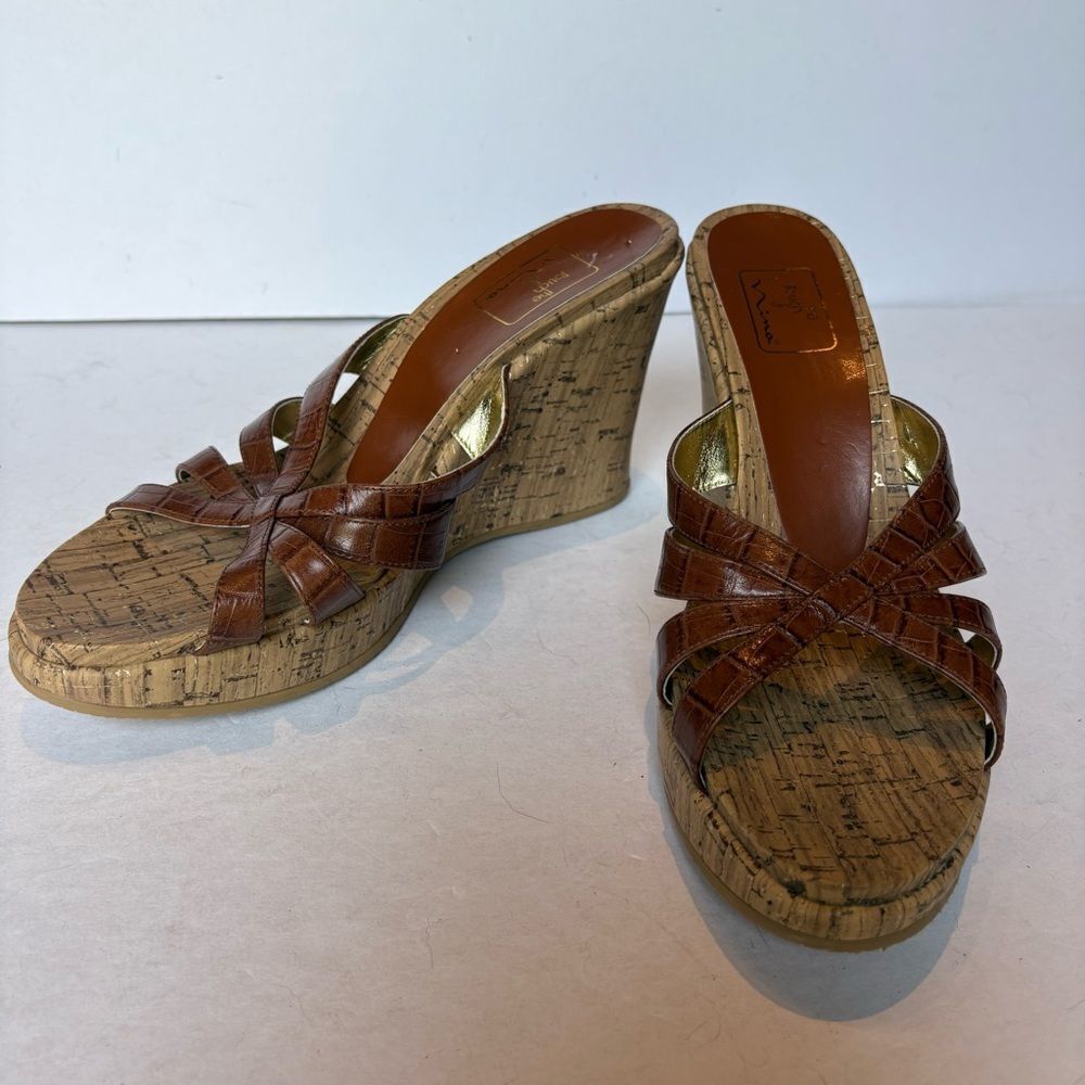 The Touch of Nina Women's Brown Leather Wedge Sandals Slip On Size 9M